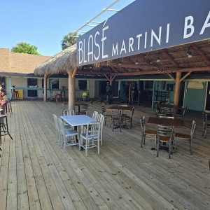 Blase Martini Bar/Pi 3.14 Pizza Re-opens in Siesta Key Village with a New Deck Party